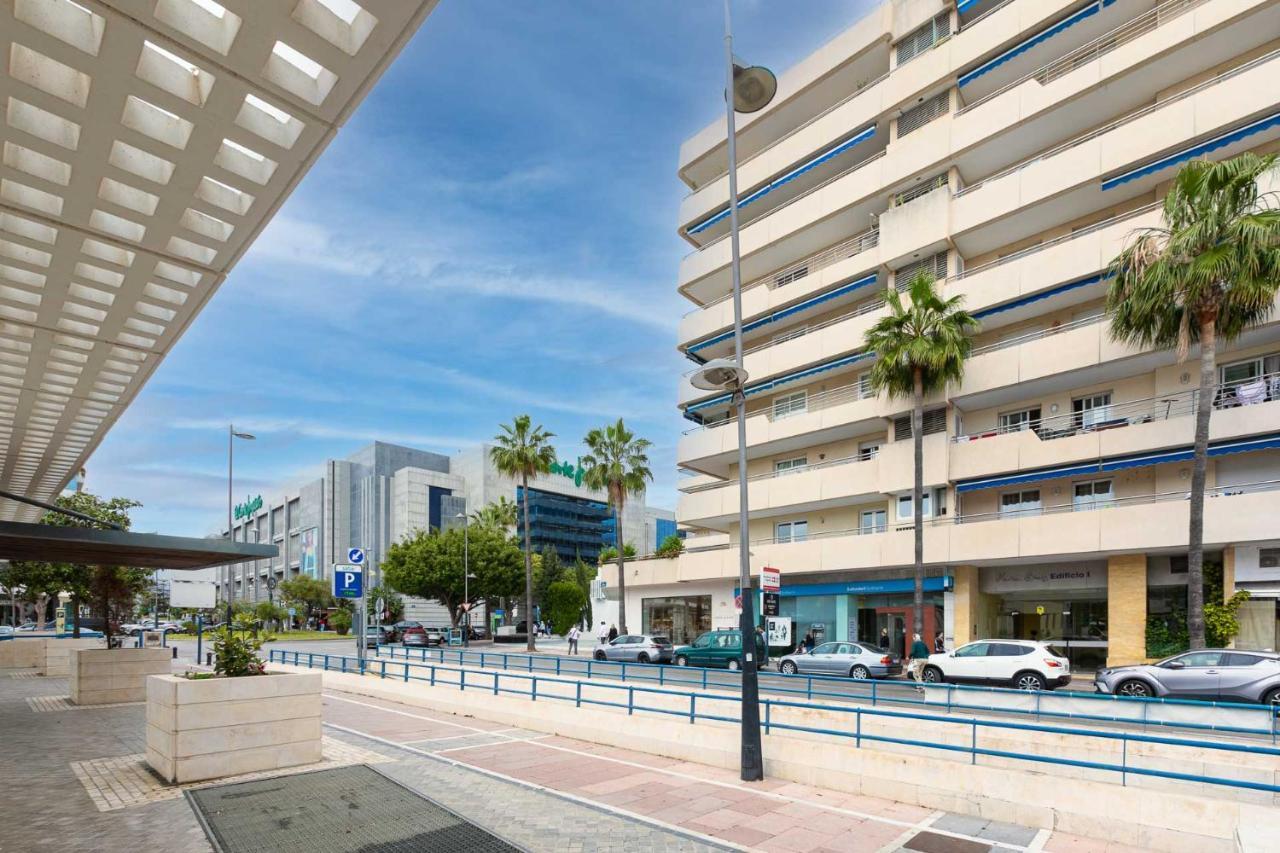 Apartamento Puerto Banus, Marina Banus, 2br, 2bth, Pool, Parking, Marbella, 1j *